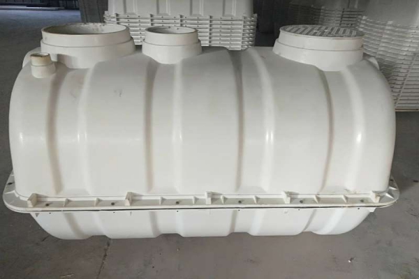 SMC模壓玻璃鋼化糞池在安裝開挖基槽時(shí)的注意事項(xiàng) SMC模壓玻璃鋼化糞池在安裝開挖基槽時(shí)的注意事項(xiàng)